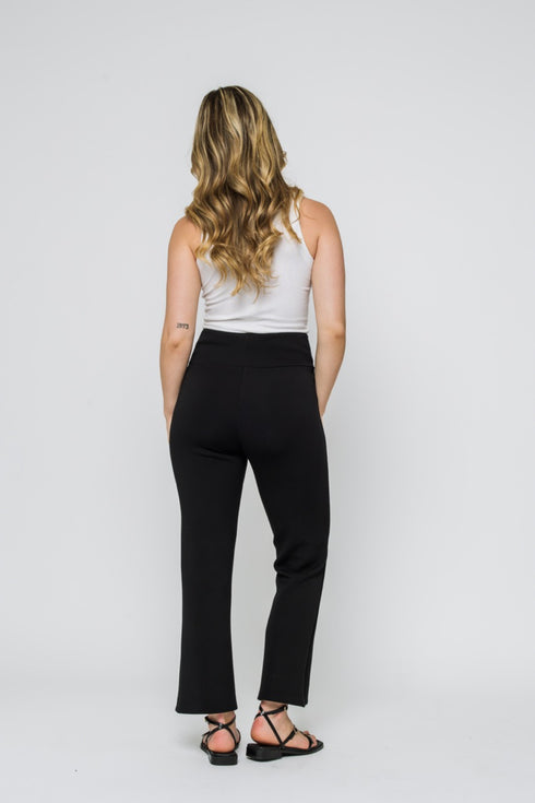 Allie-Kick Crop Flare